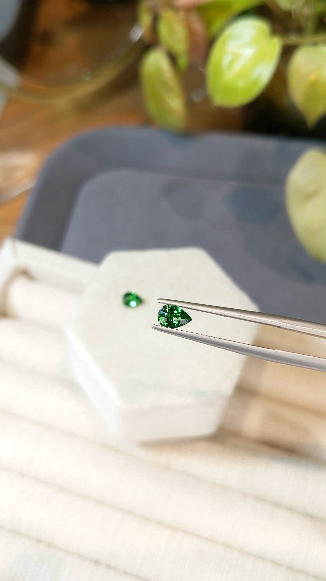 0.66&nbsp;Ct.Tw.Total Carat Weight Tsavorite Garnet Pair from Tanzania Size Video