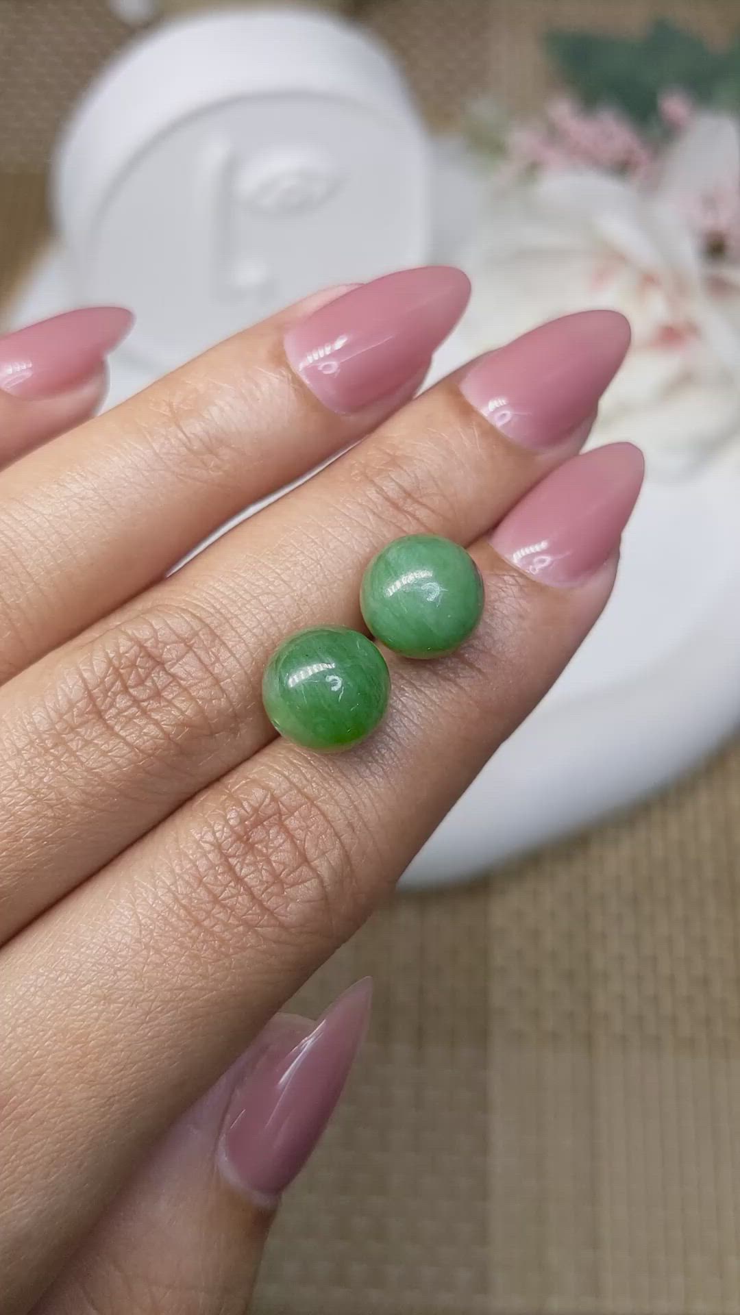 15.54&nbsp;Ct.Tw.Total Carat Weight Green Jade Pair from Burma (Myanmar) Size Video