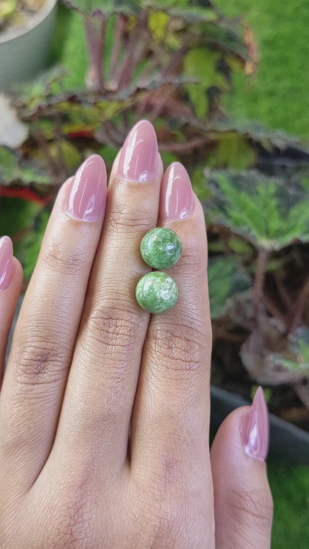 15.18&nbsp;Ct.Tw.Total Carat Weight Green Jade Pair from Burma (Myanmar) Size Video