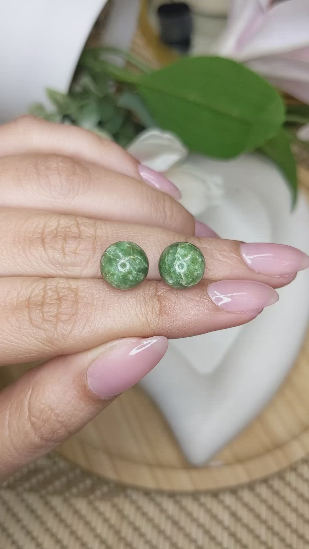 14.93&nbsp;Ct.Tw.Total Carat Weight Green Jade Pair from Burma (Myanmar) Size Video