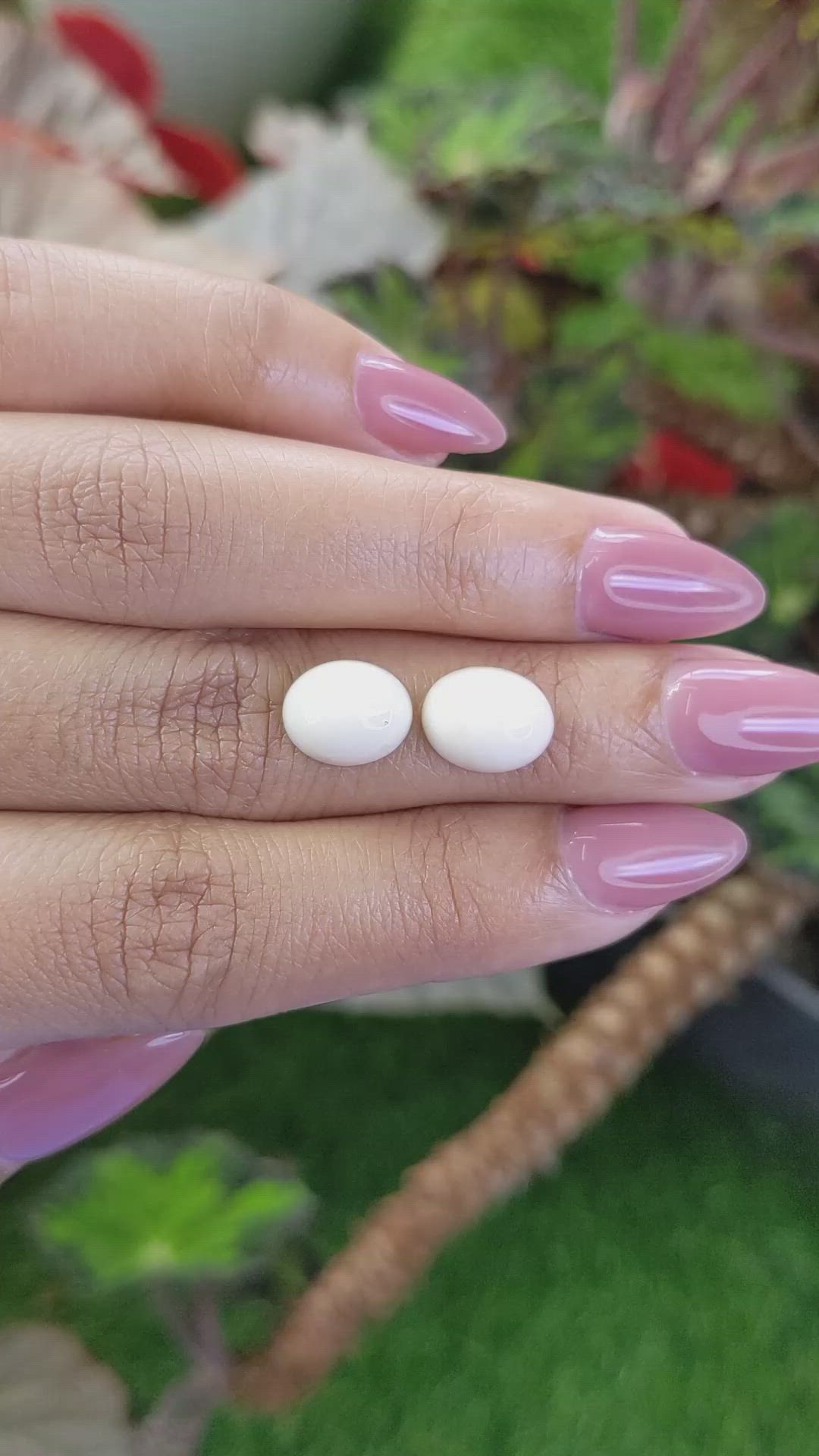 6.81&nbsp;Ct.Tw.Total Carat Weight Salmon and White Cabochon Coral Pair from Italy Size Video