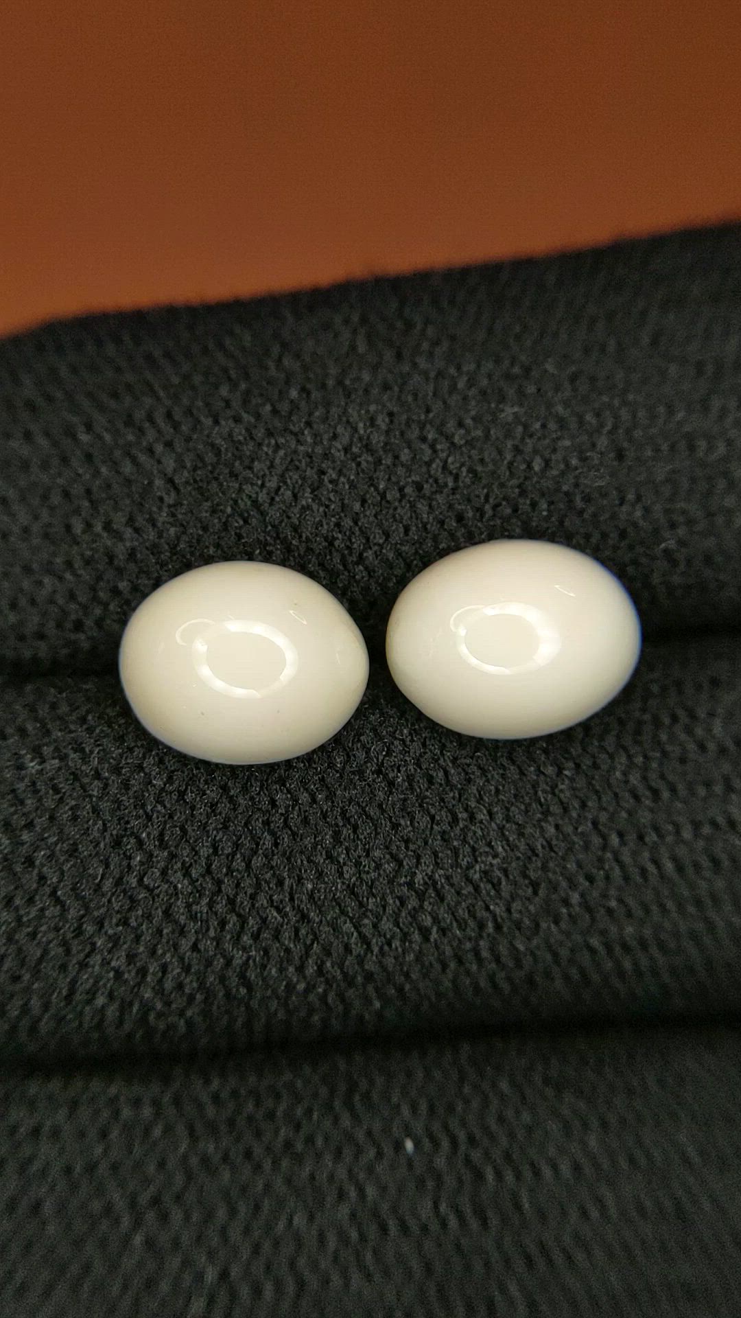 6.05&nbsp;Ct.Tw.Total Carat Weight Salmon and White Cabochon Coral Pair from Italy Size Video