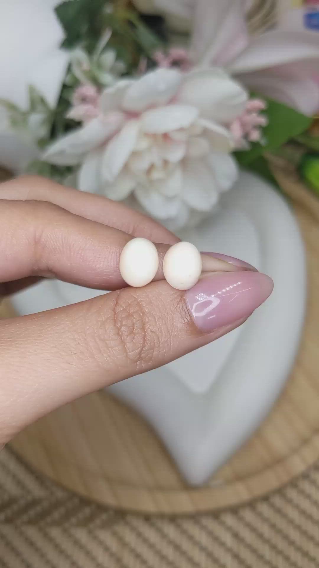 6.30&nbsp;Ct.Tw.Total Carat Weight Salmon and White Cabochon Coral Pair from Italy Size Video