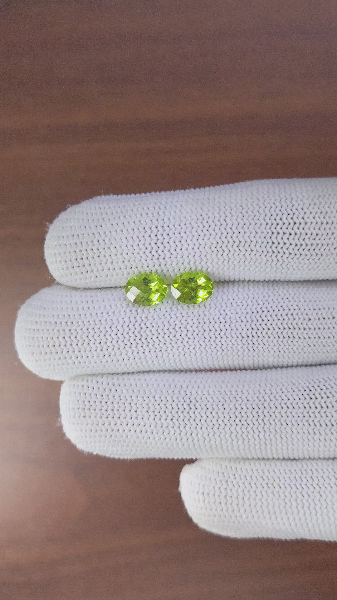 2.43 Ct.Tw.Total Carat Weight Peridot Pair from Ceylon (Sri Lanka) Size Video