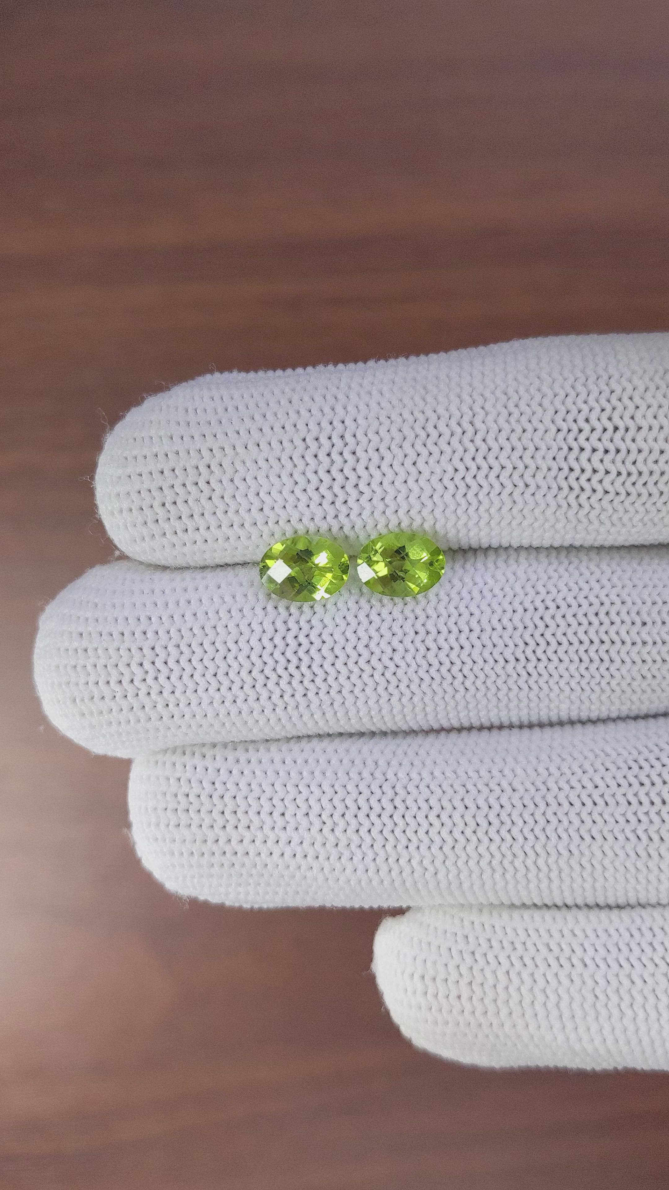 2.53 Ct.Tw.Total Carat Weight Peridot Pair from Ceylon (Sri Lanka) Size Video