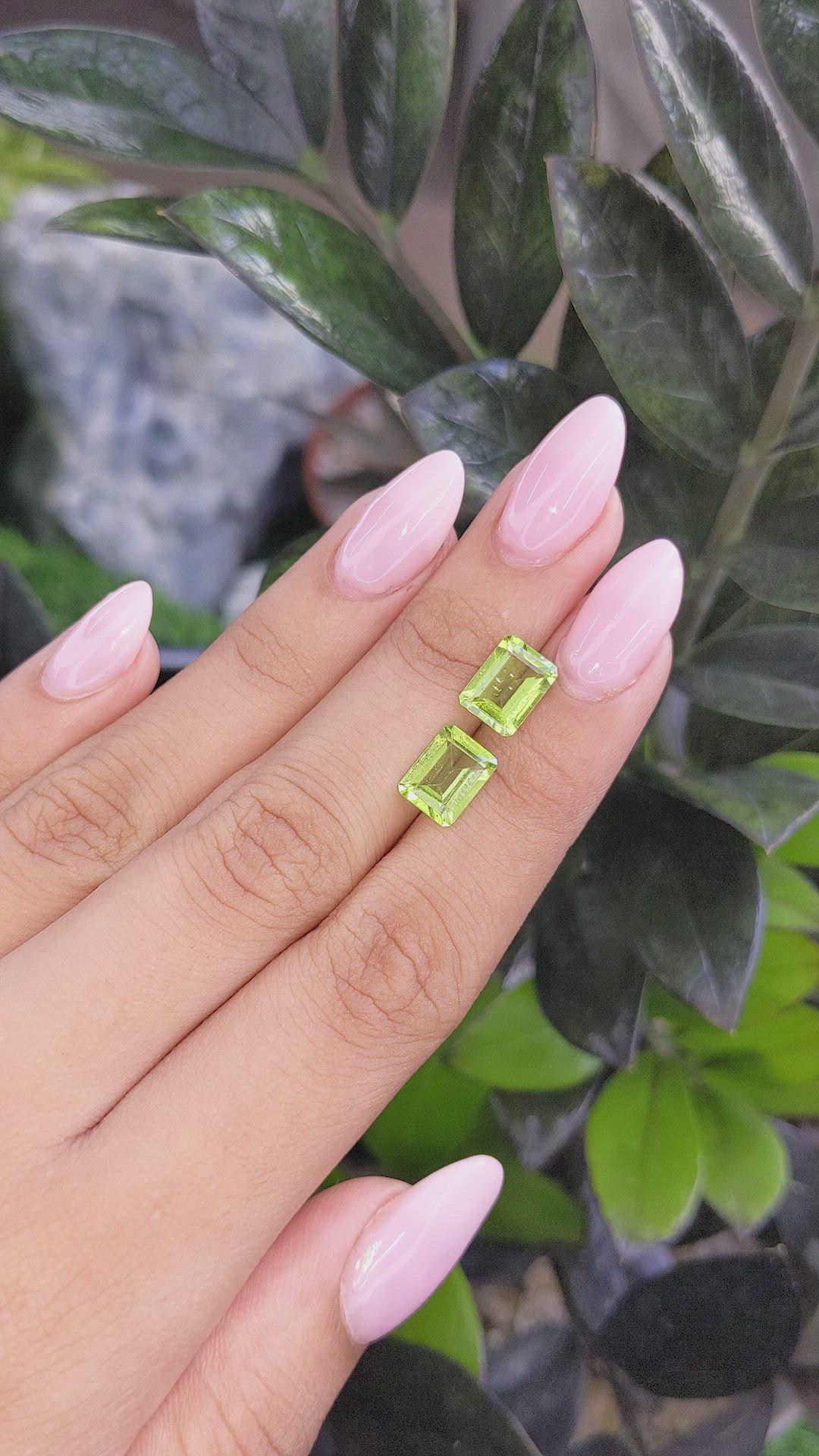 4.31&nbsp;Ct.Tw.Total Carat Weight Peridot Pair from Ceylon (Sri Lanka) Size Video