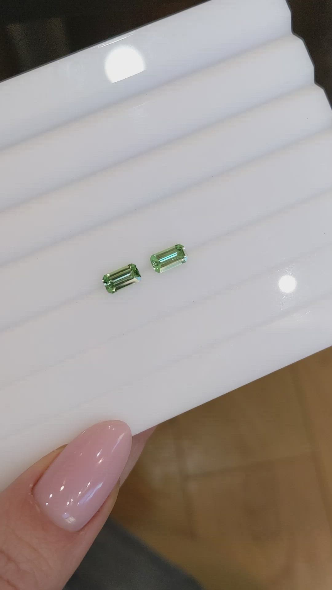 1.32&nbsp;Ct.Tw.Total Carat Weight Tsavorite Garnet Pair from Tanzania Size Video