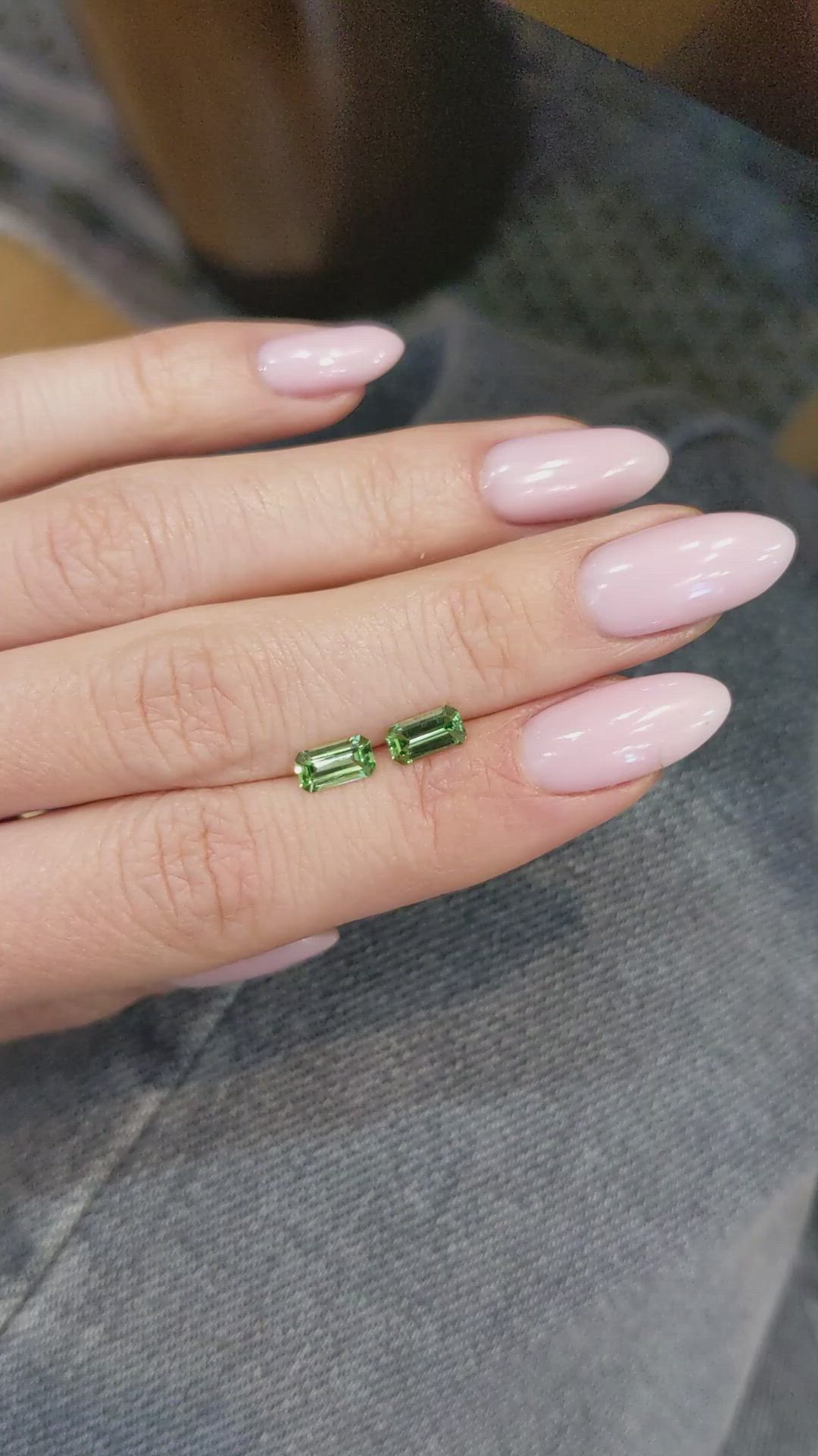 1.32&nbsp;Ct.Tw.Total Carat Weight Tsavorite Garnet Pair from Tanzania Size Video