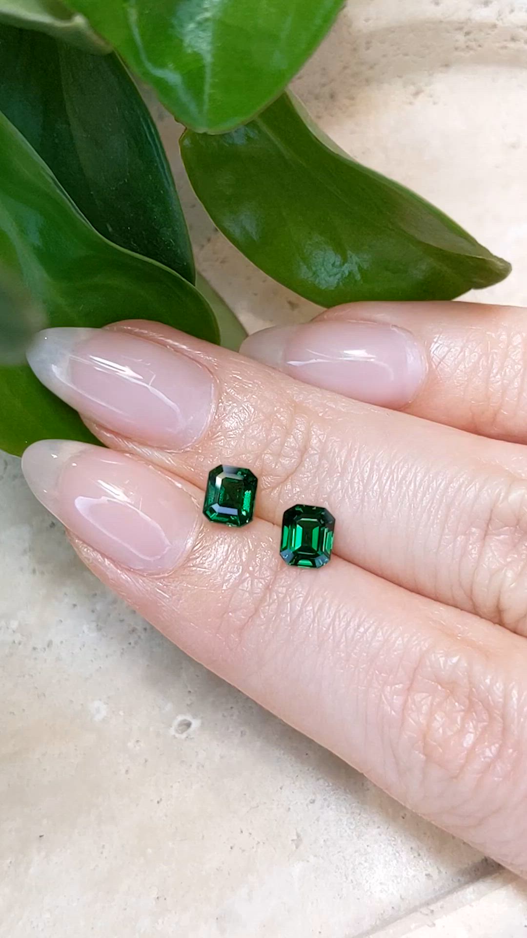 1.72&nbsp;Ct.Tw.Total Carat Weight Tsavorite Garnet Pair from Tanzania Size Video