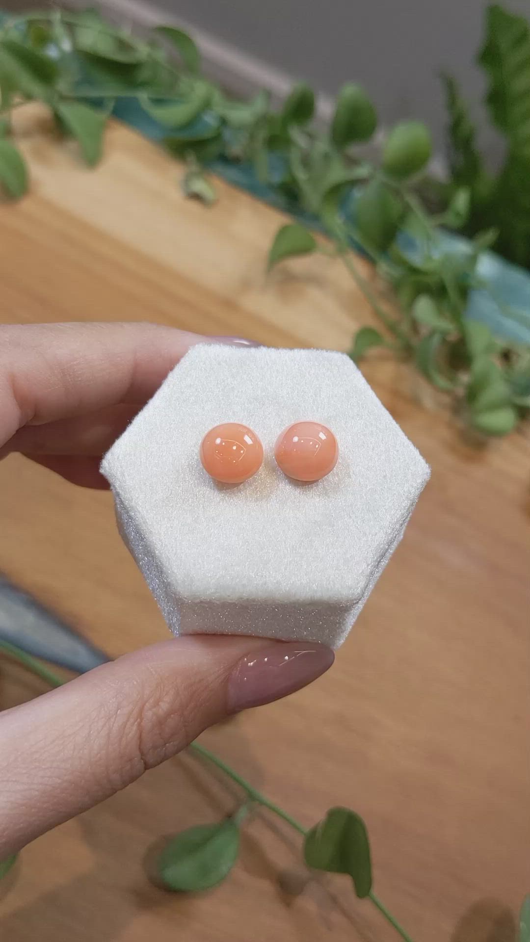 9.00&nbsp;Ct.Tw.Total Carat Weight Coral Pair from Italy Size Video