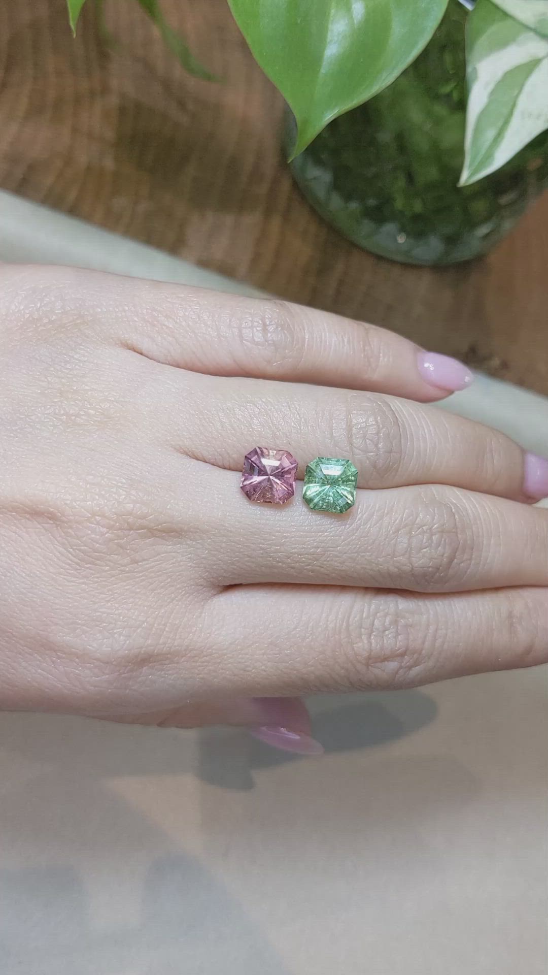 5.00&nbsp;Ct.Tw.Total Carat Weight Tourmaline Pair from Afghanistan Size Video