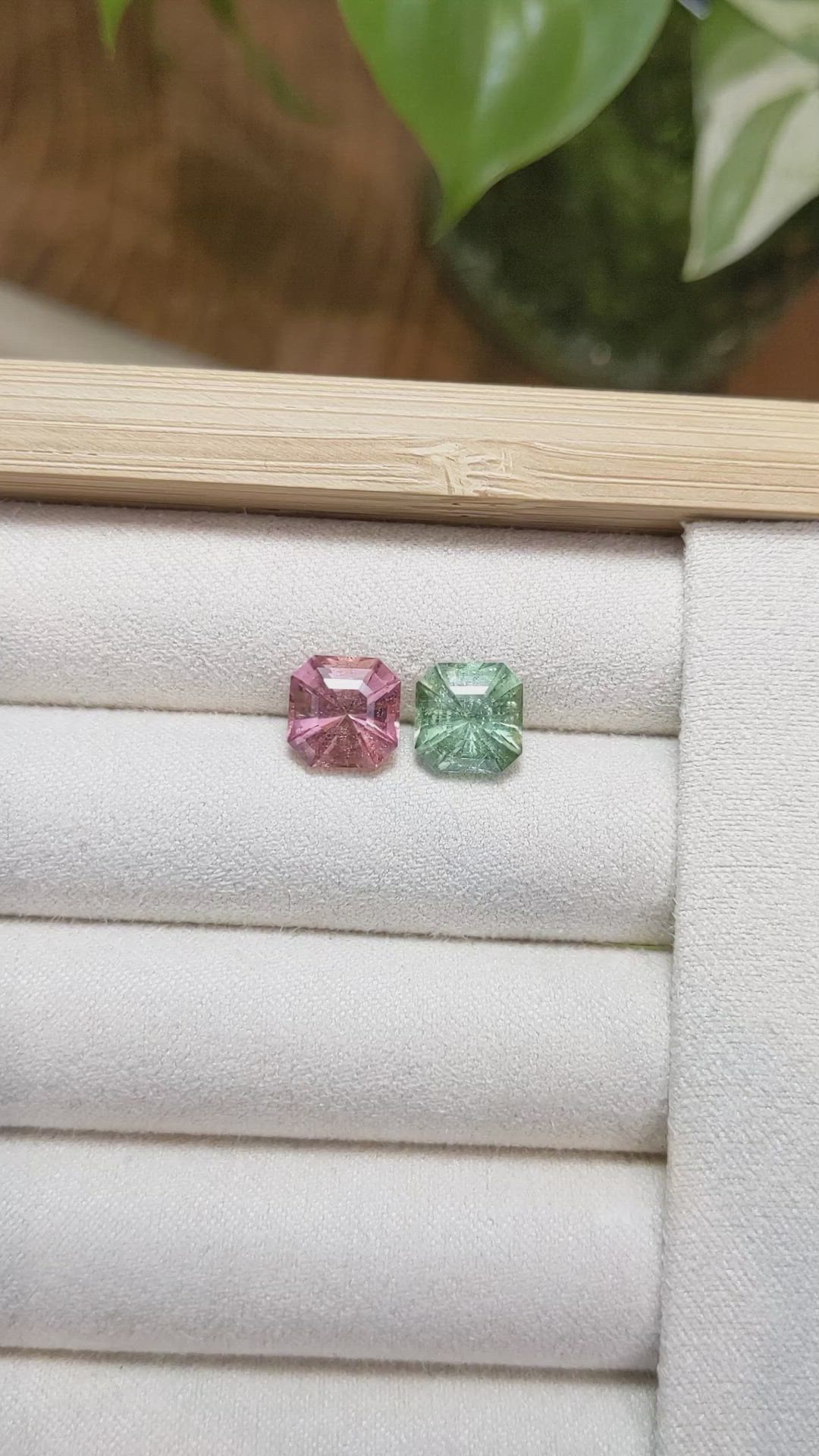 5.00&nbsp;Ct.Tw.Total Carat Weight Tourmaline Pair from Afghanistan Size Video