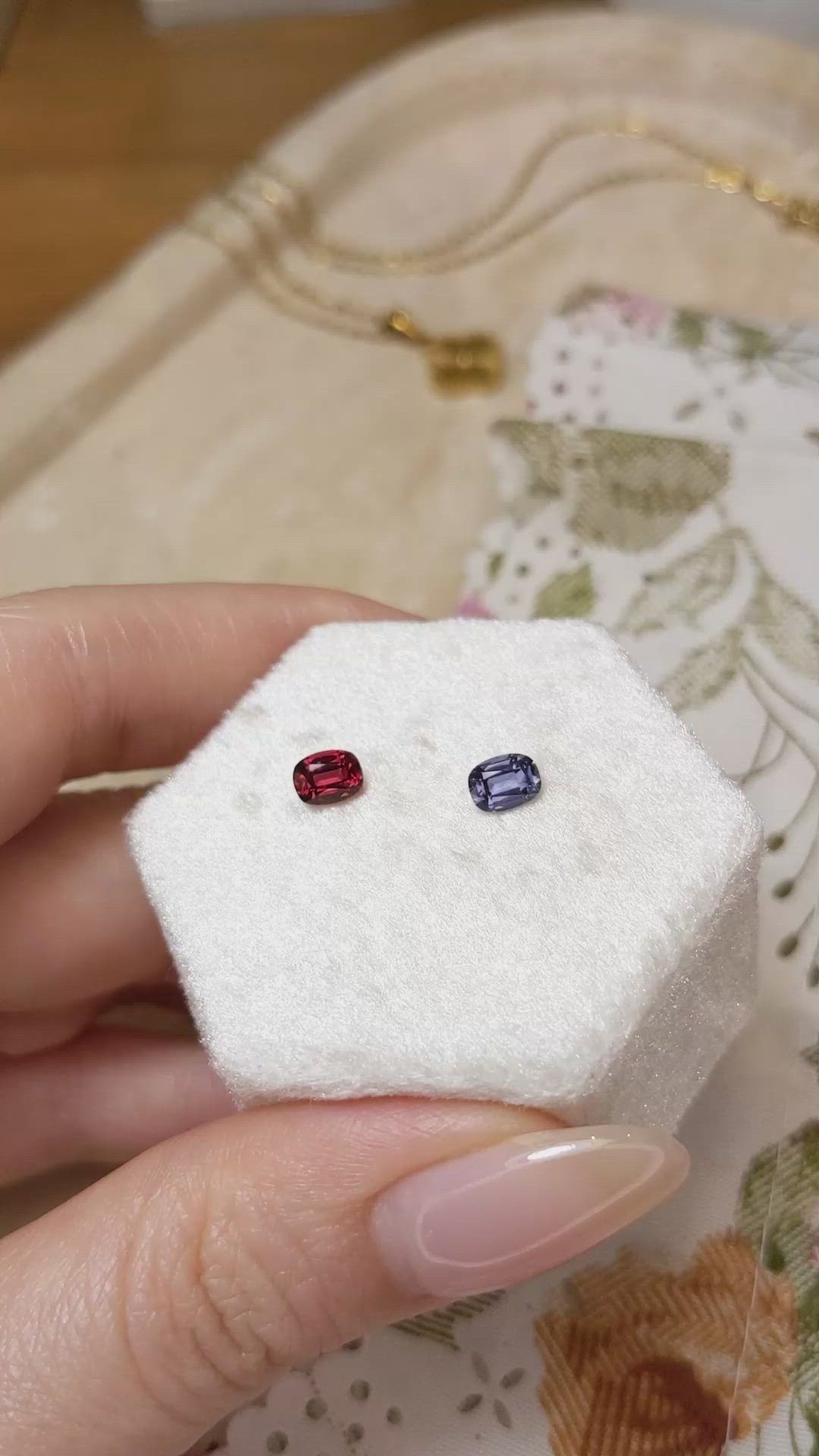 1.14&nbsp;Ct.Tw.Total Carat Weight Spinel Pair from Burma (Myanmar) Size Video