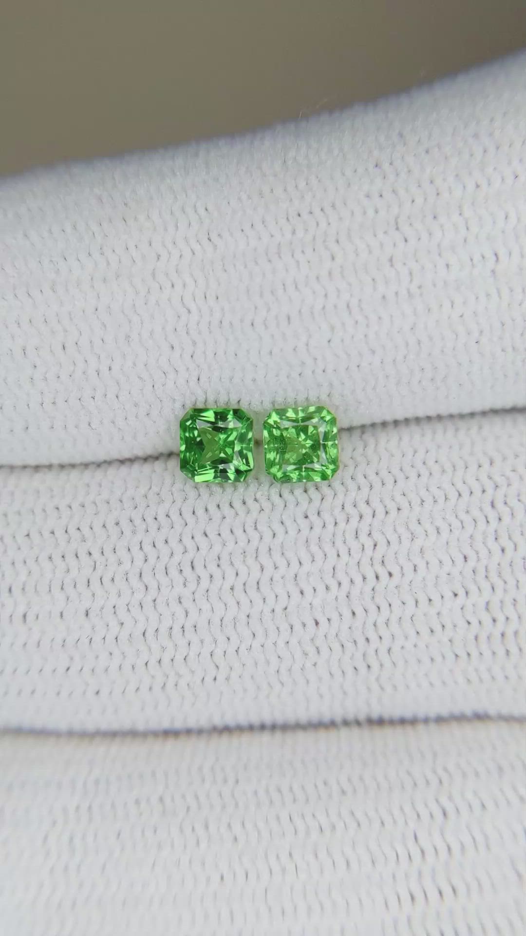 0.95 Ct.Tw.Total Carat Weight Tsavorite Garnet Pair from Tanzania Size Video