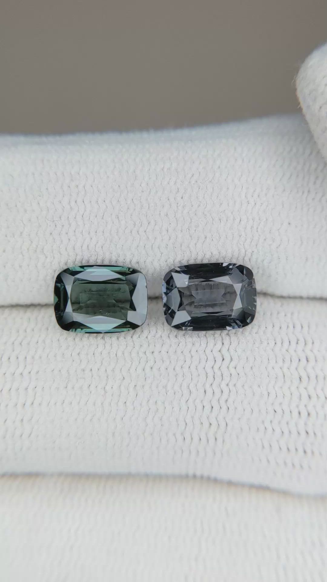2.66 Ct.Tw.Total Carat Weight Spinel Pair from Burma (Myanmar) Size Video