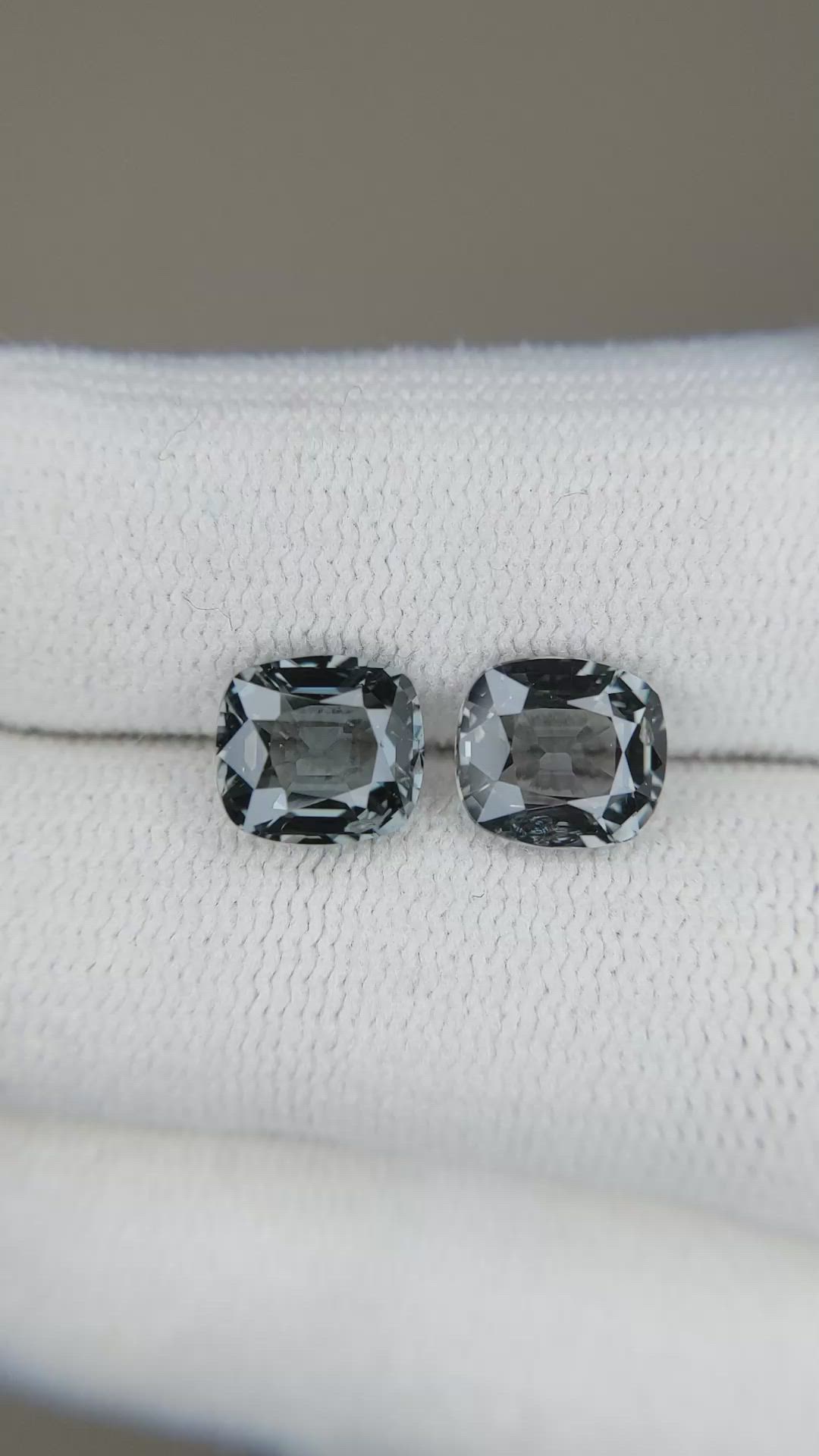 3.21 Ct.Tw.Total Carat Weight Spinel Pair from Burma (Myanmar) Size Video