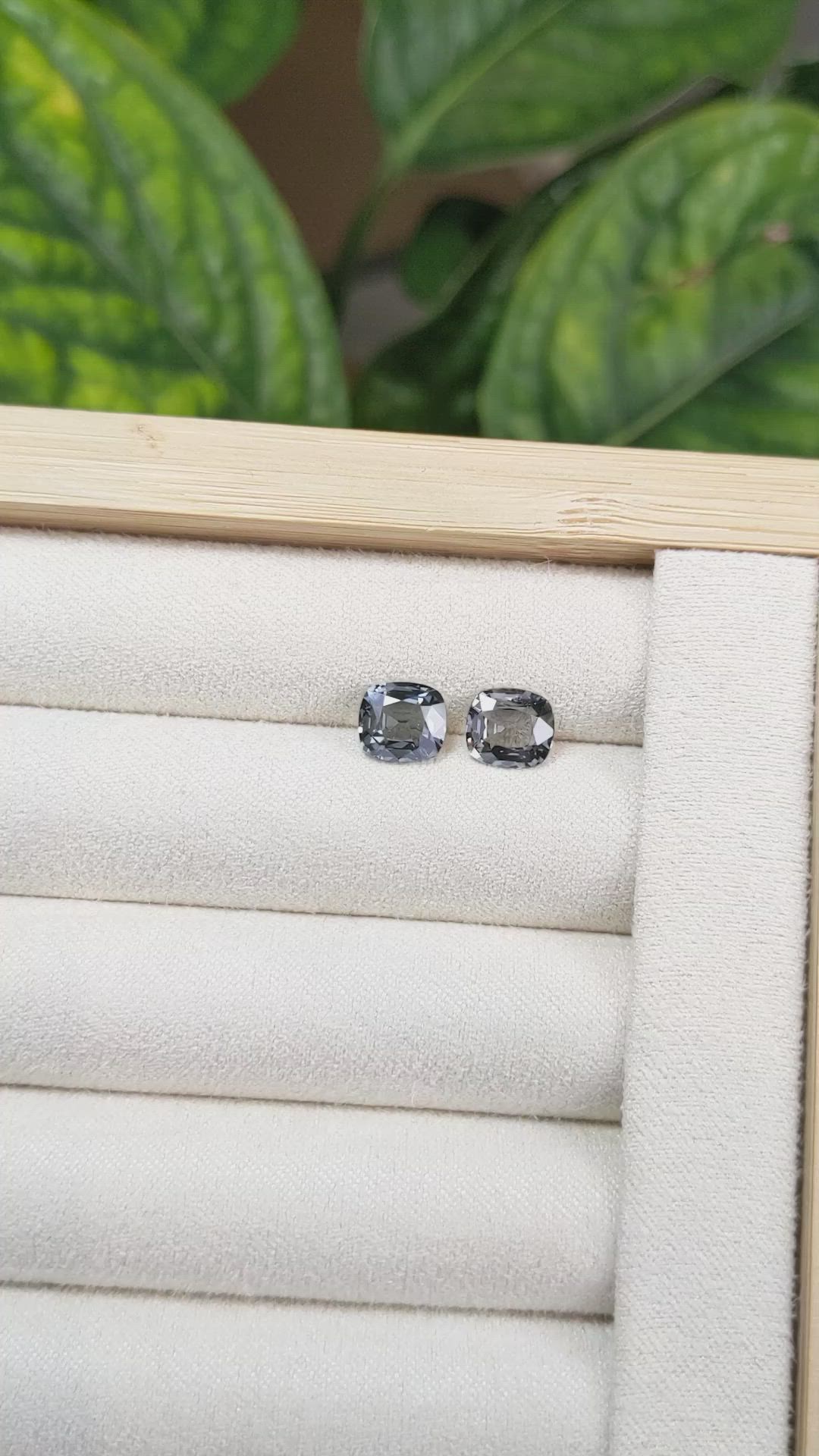 3.21 Ct.Tw.Total Carat Weight Spinel Pair from Burma (Myanmar) Size Video