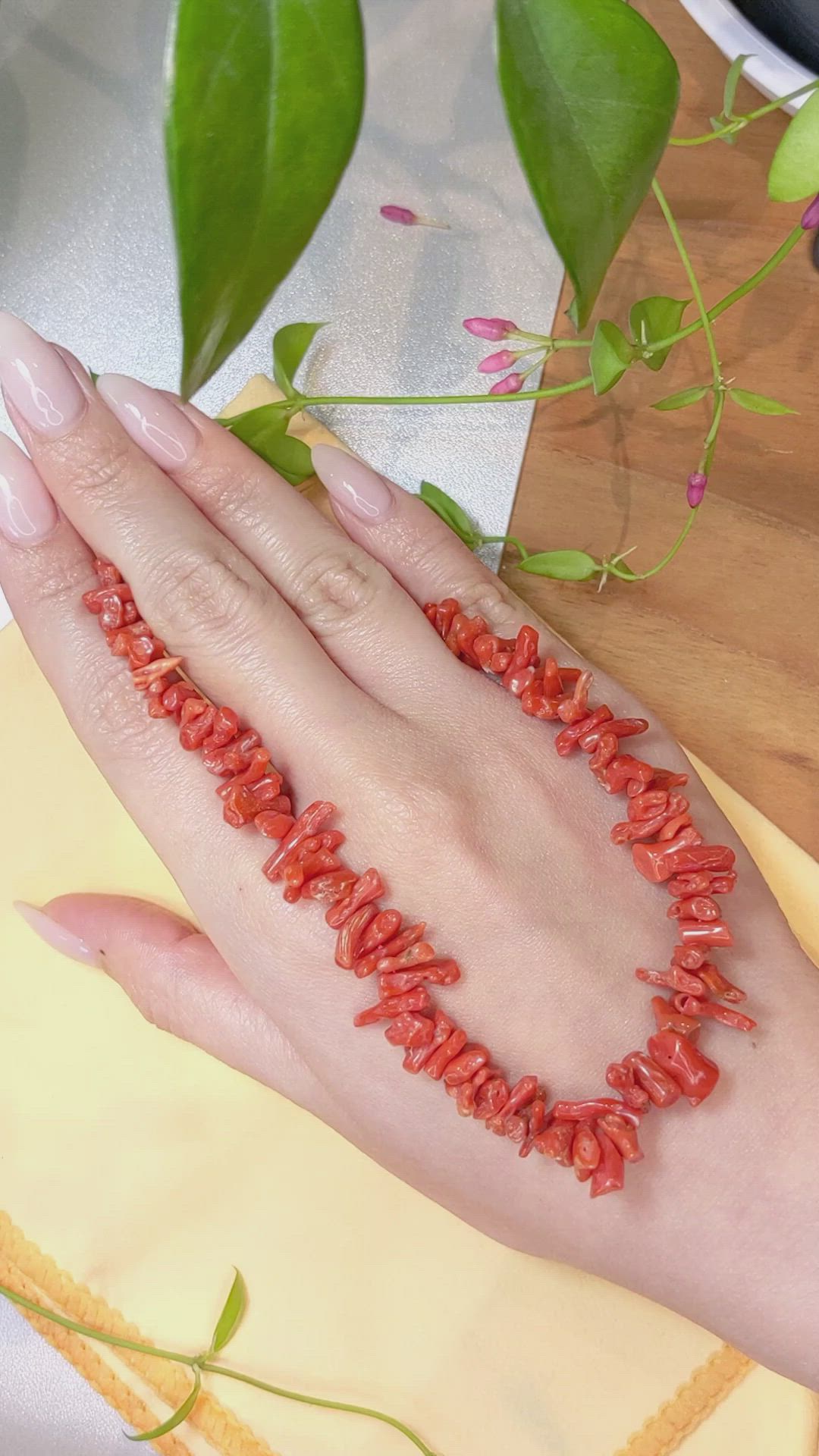 135.85 Ct. Coral Multi Stone Necklace, 18K Yellow Gold Size Video