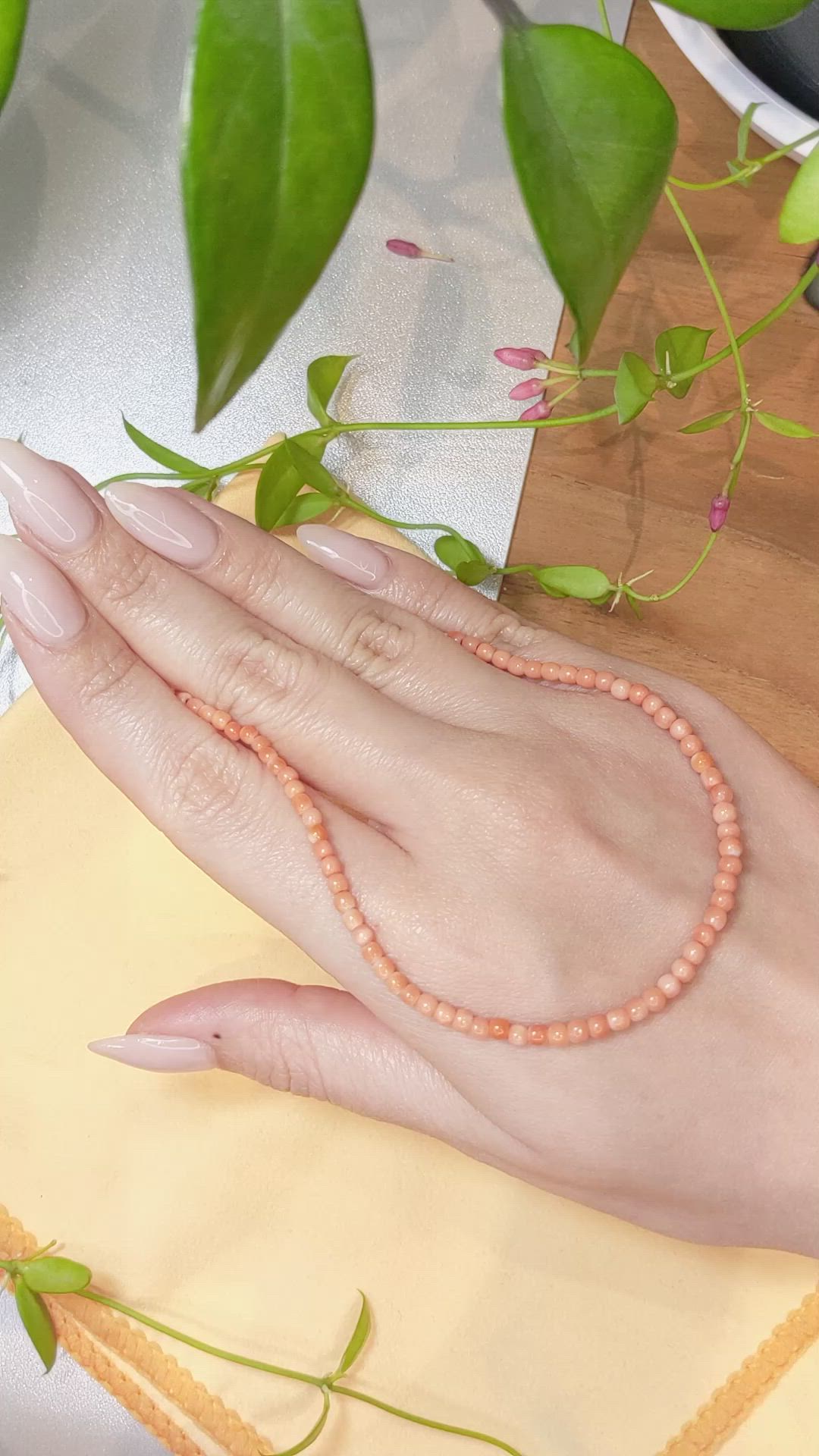 25.00 Ct. Coral Multi Stone Necklace, 18K White Gold Size Video