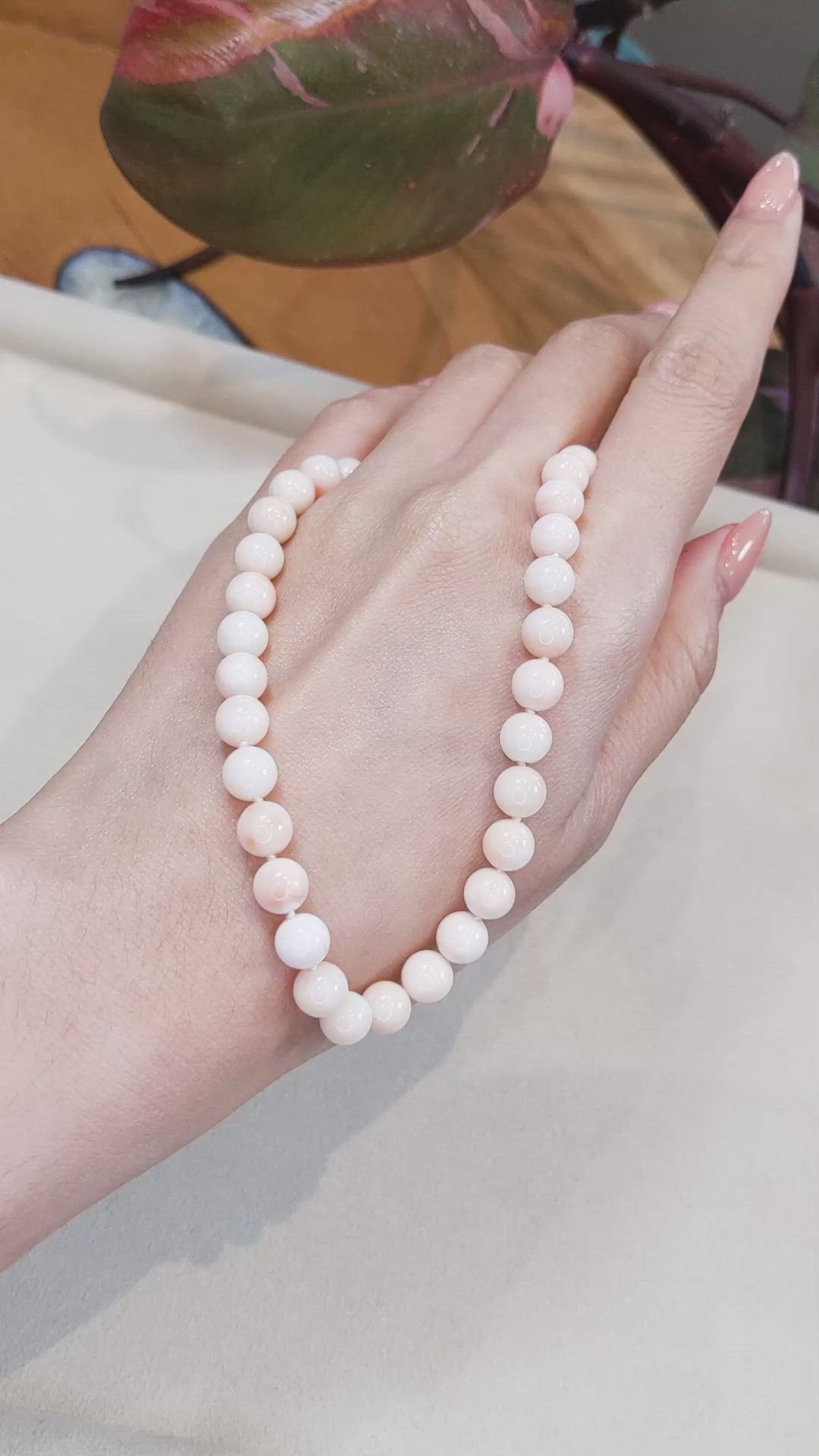 151.66 Ct. Coral Multi Stone Necklace, 18K Yellow Gold Size Video