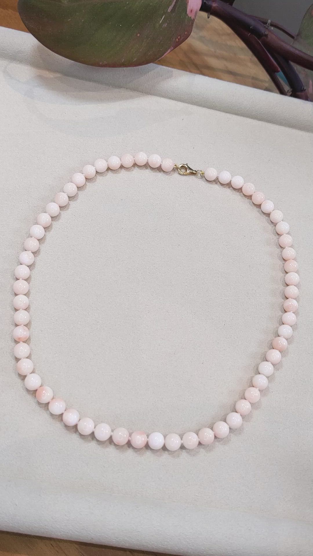 151.66 Ct. Coral Multi Stone Necklace, 18K Yellow Gold Size Video