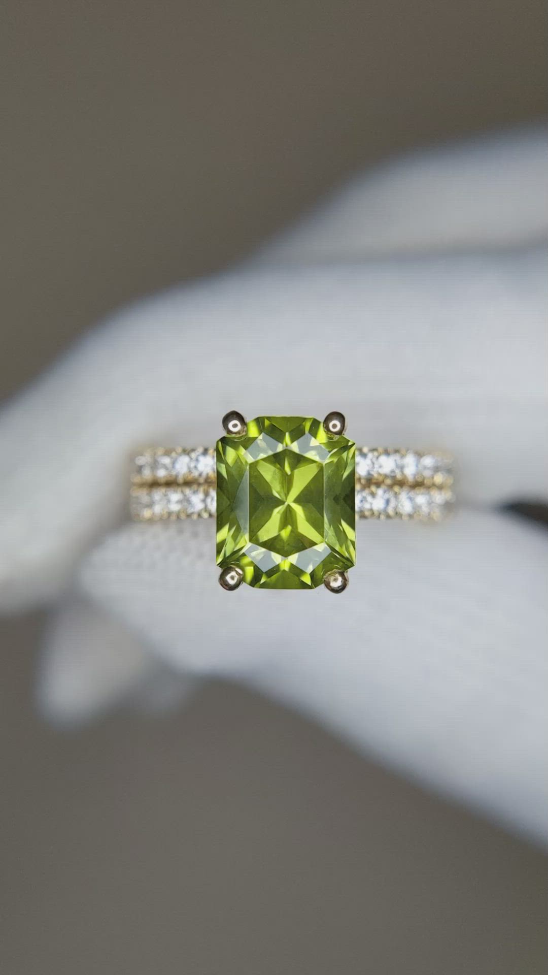 2.07 Ct. Green Peridot and Natural Diamond Pave Ring, 18K Yellow Gold Size Video