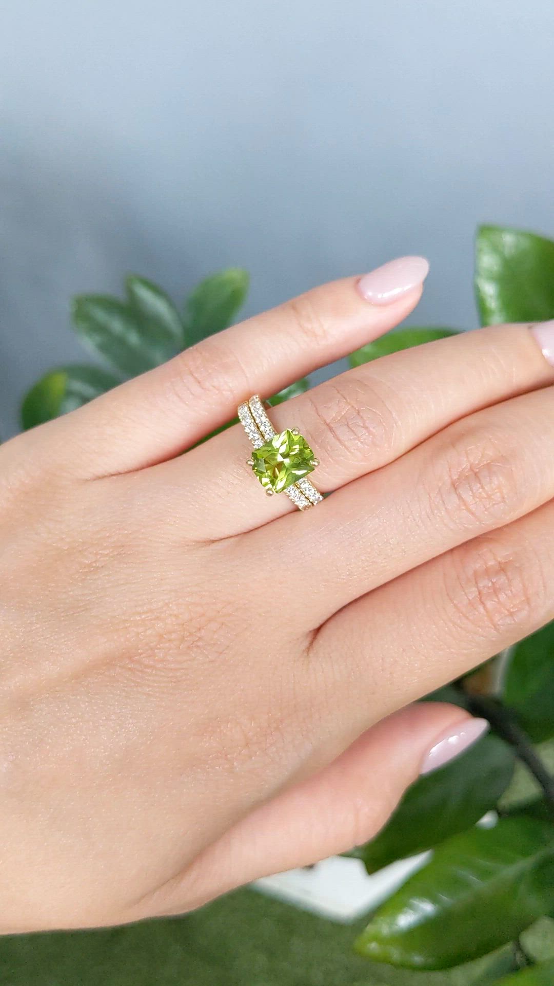 2.07 Ct. Green Peridot and Natural Diamond Pave Ring, 18K Yellow Gold Size Video