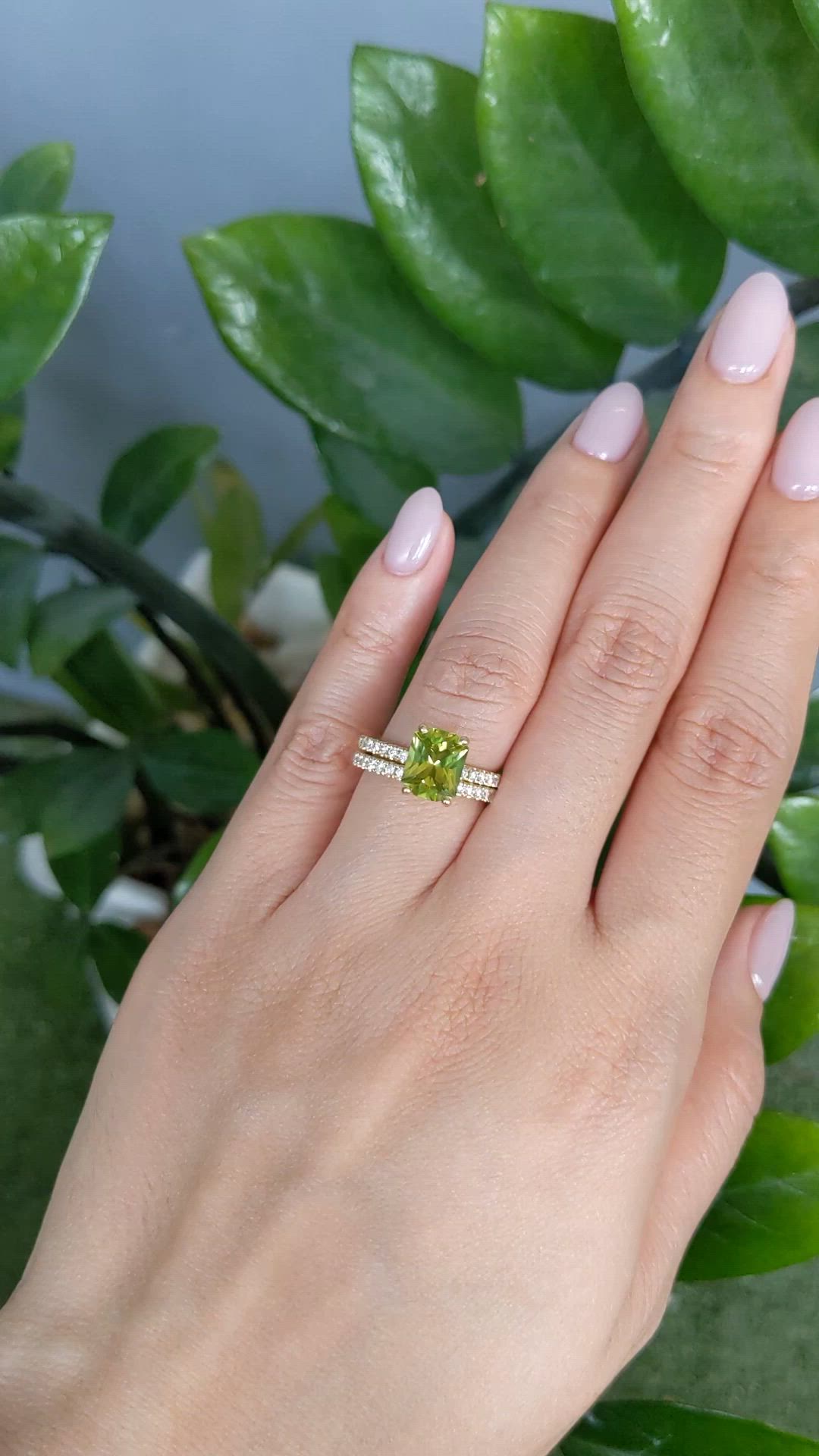 2.07 Ct. Green Peridot and Natural Diamond Pave Ring, 18K Yellow Gold Size Video