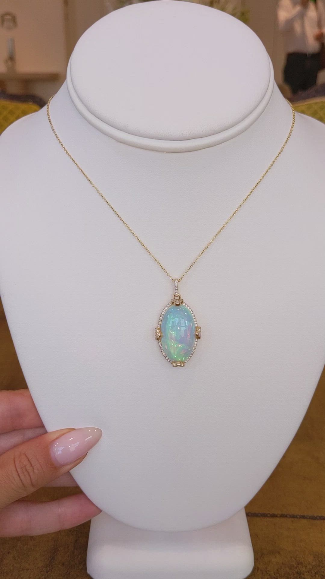 14.65 Ct. Opal Natural Diamond Pave Pendant, 14K Yellow Gold Size Video