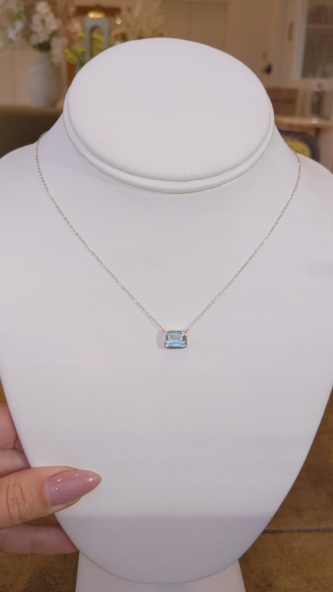 1.43 Ct. Aquamarine Bezel Necklace, 14K Yellow Gold Size Video