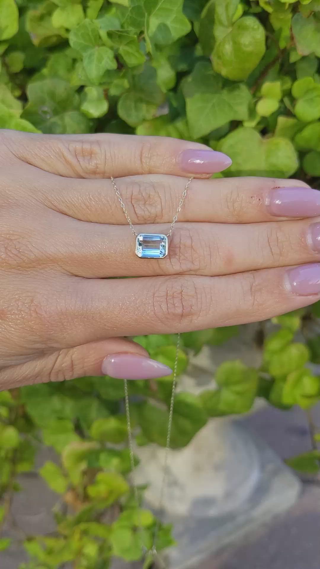 1.43 Ct. Aquamarine Bezel Necklace, 14K Yellow Gold Size Video