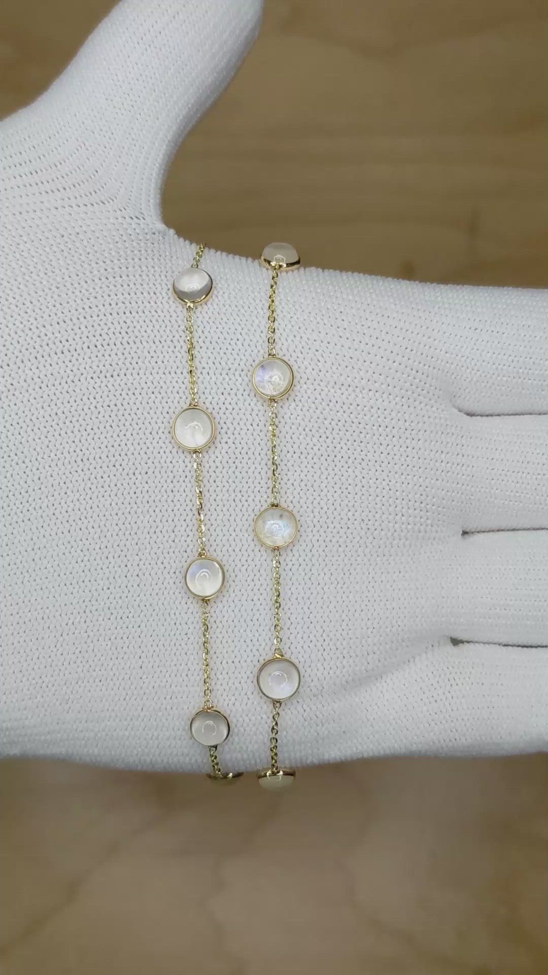 10.05 Ct. Moonstone Bezel Necklace, 14K Yellow Gold Size Video