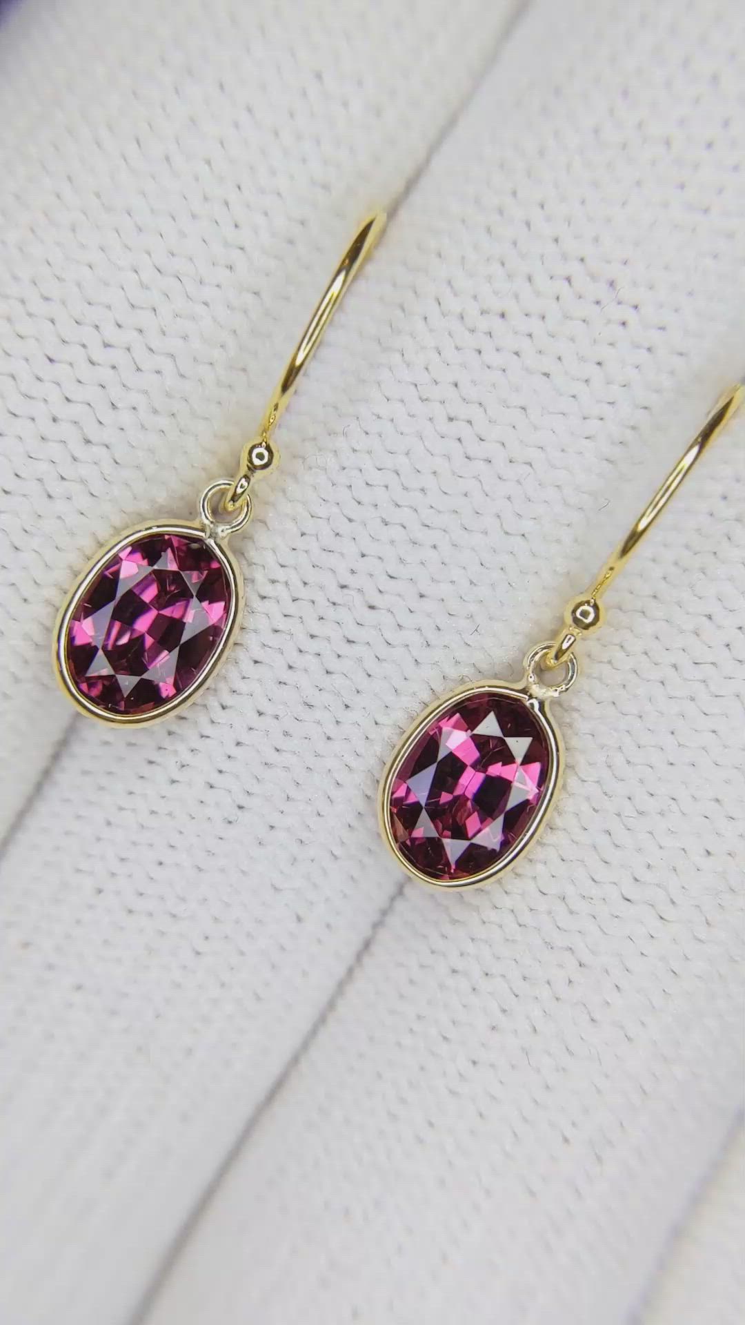 3.20&nbsp;Ct.Tw.Total Carat Weight Purplish Red Garnet Bezel Earrings, 14K Yellow Gold Size Video
