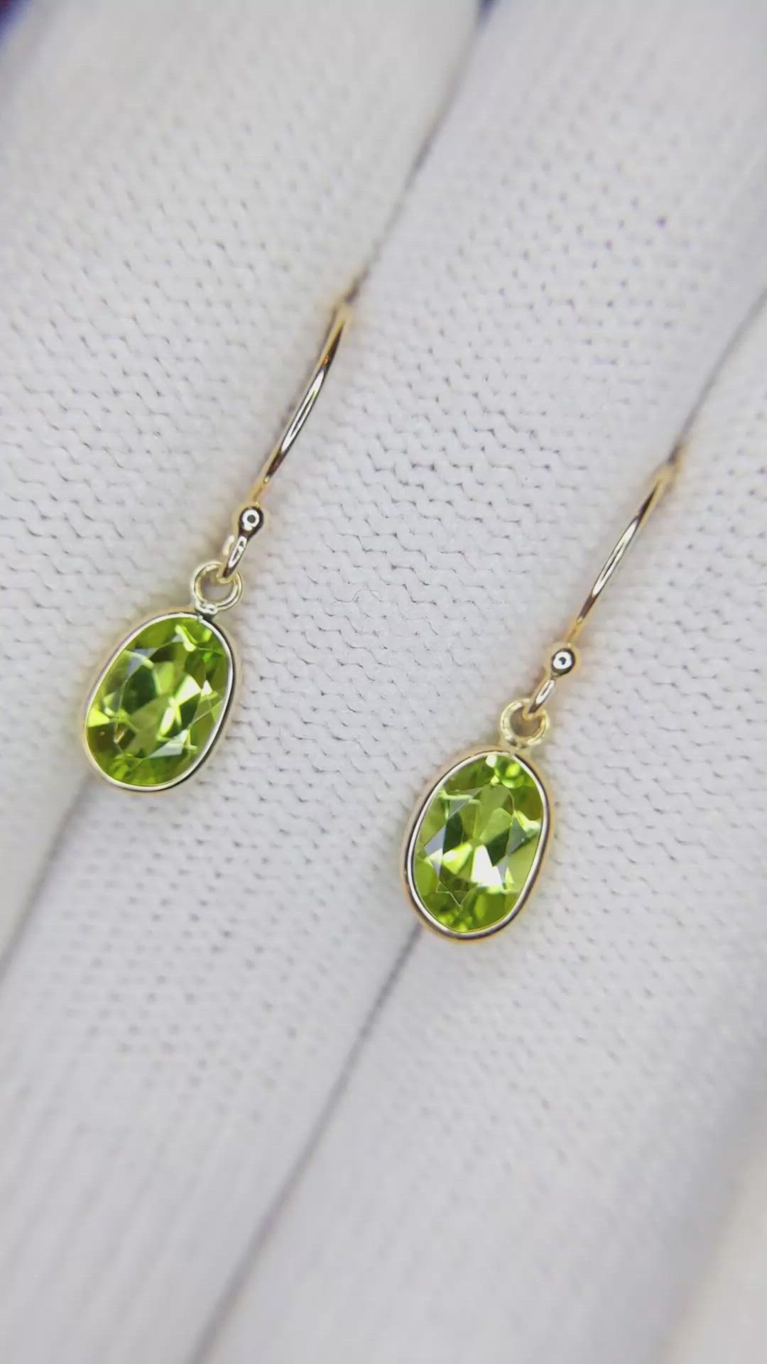 1.75&nbsp;Ct.Tw.Total Carat Weight Green Peridot Bezel Earrings, 14K Yellow Gold Size Video
