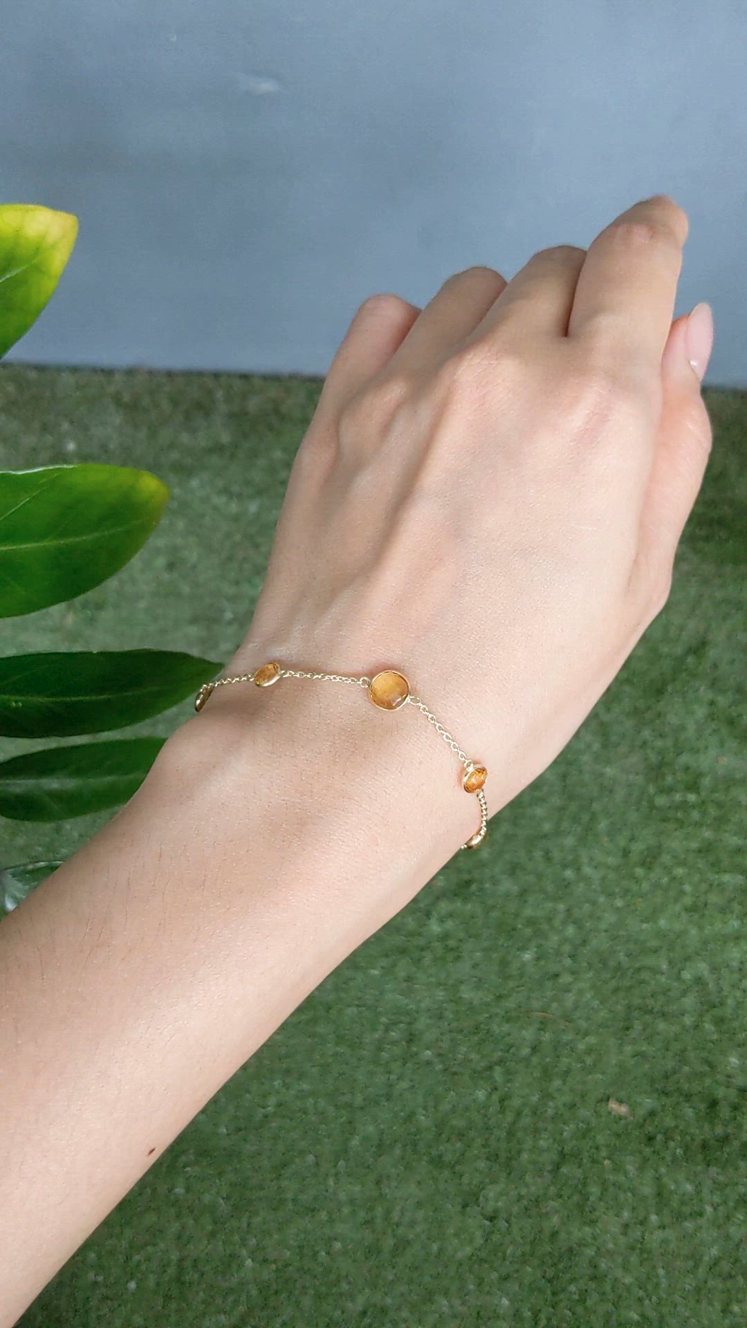 3.13&nbsp;Ct.Tw.Total Carat Weight Orangish Yellow Citrine Bezel Bracelet, 10K Yellow Gold Size Video