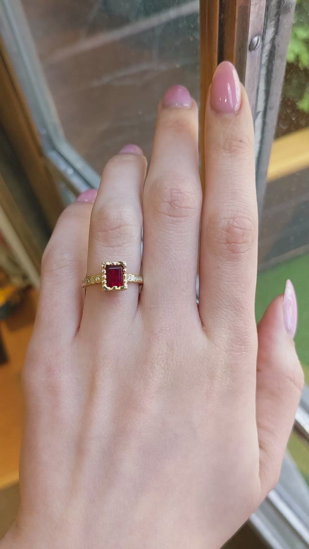 0.86 Ct. Red Red Beryl and Natural Diamond Pave Ring, 18K Yellow Gold Size Video